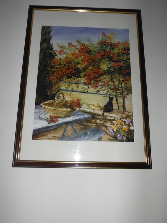 Appartement Le Romarin Mallemort Bagian luar foto