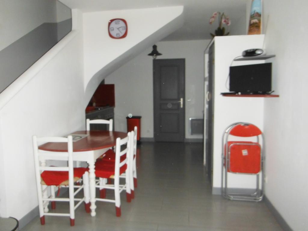 Appartement Le Romarin Mallemort Bagian luar foto